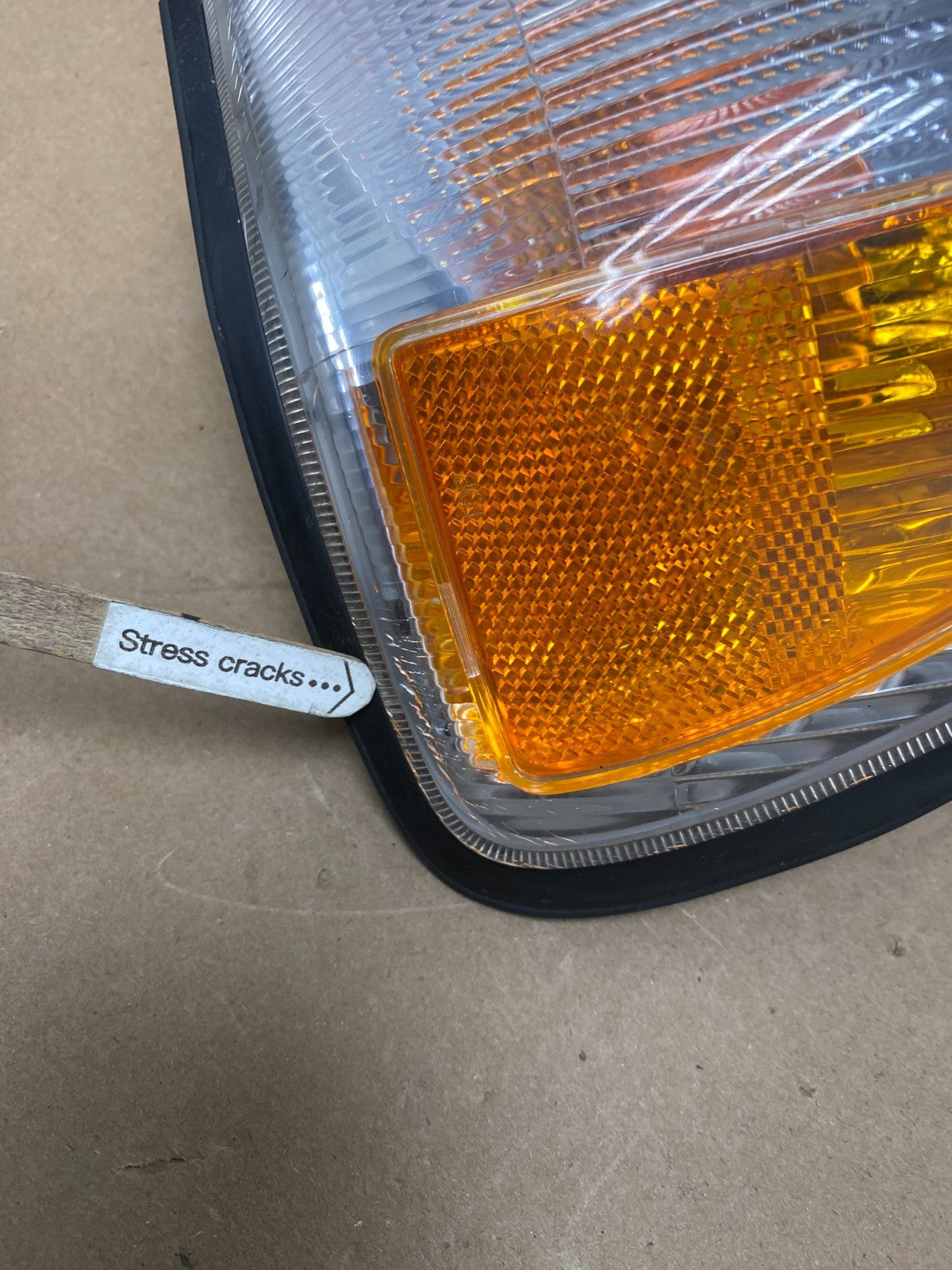 1999 to 2004 Nissan Pathfinder Passenger Corner Park Light Turn Signal P8103 DW6