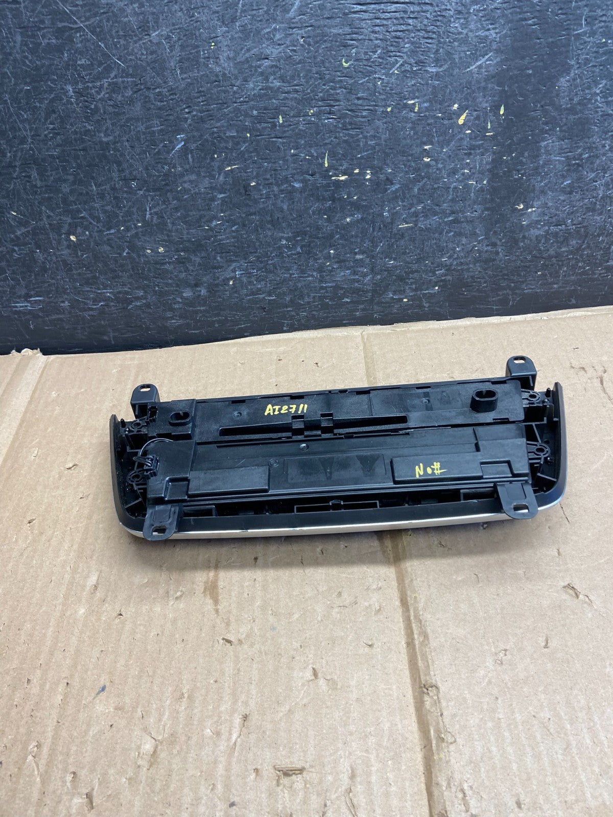 2012 - 2014 Bmw F30 320i 328i Radio Climate Control Panel ai2711 DG3