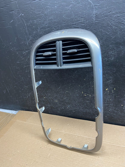 2013-2016 Chevrolet Malibu Center Radio Switch Air Vent Trim Bezel AG5129 DG1