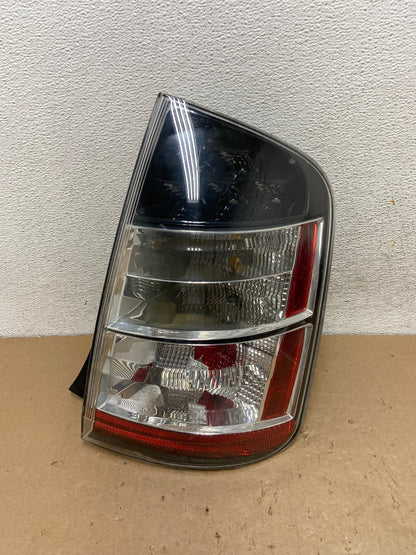 2004 - 2005 Toyota Prius Right Passenger Side Rh Tail Light DEPO AG4154 LK0