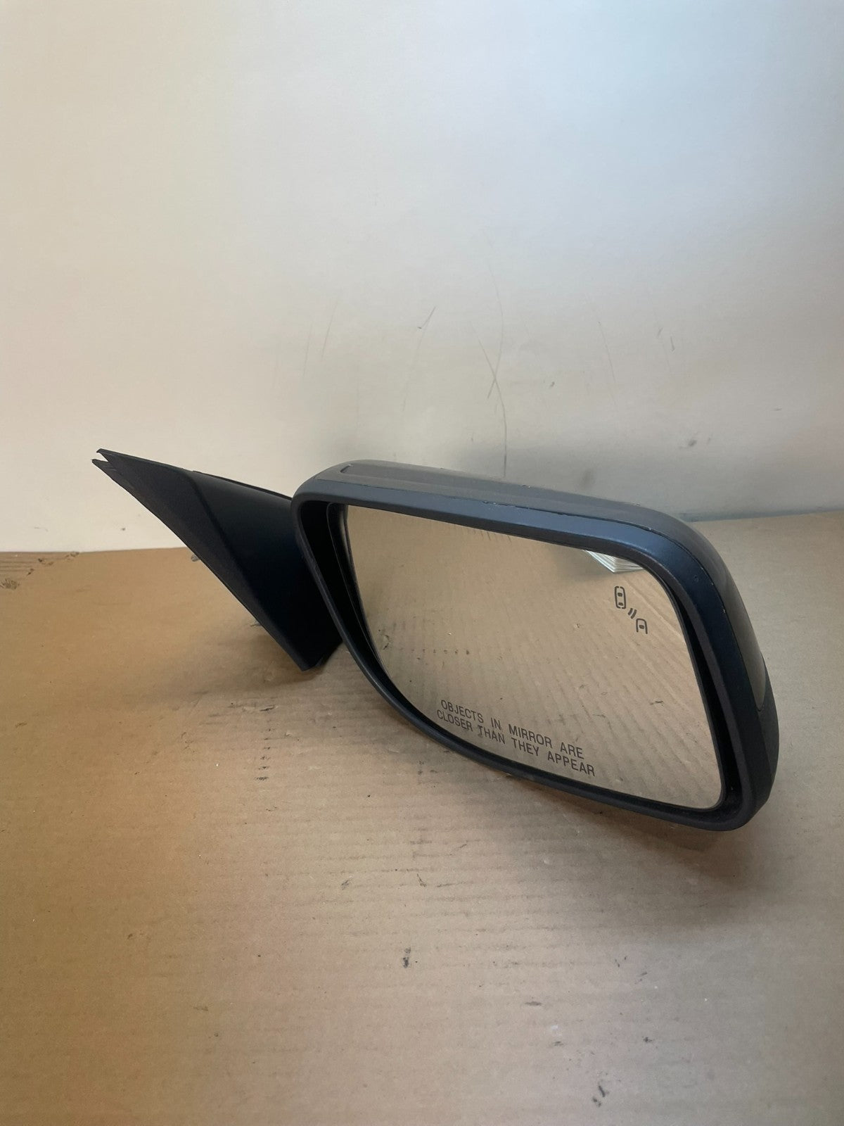 2010 to 2016 Lincoln MKS Right Passenger RH Side Side View Door Mirror ah8803 DG2