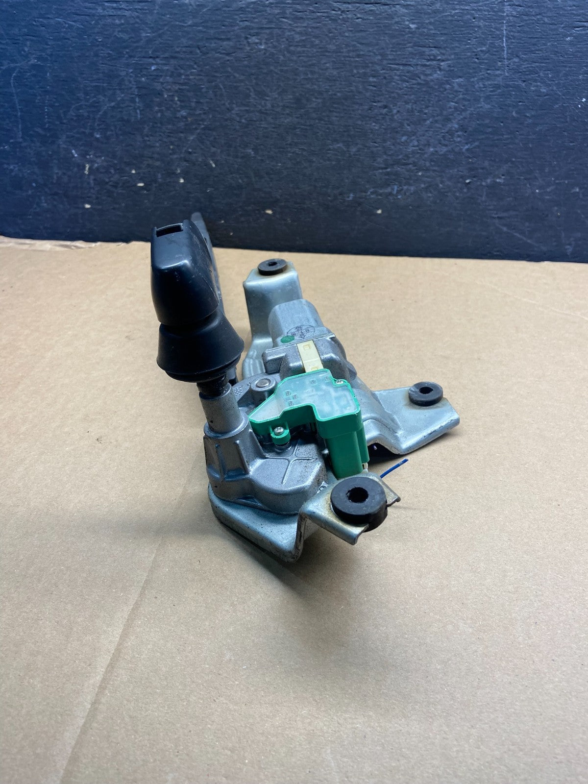 2011 to 2020 Mitsubishi Outlander Sport Wiper Motor Rear AF90194