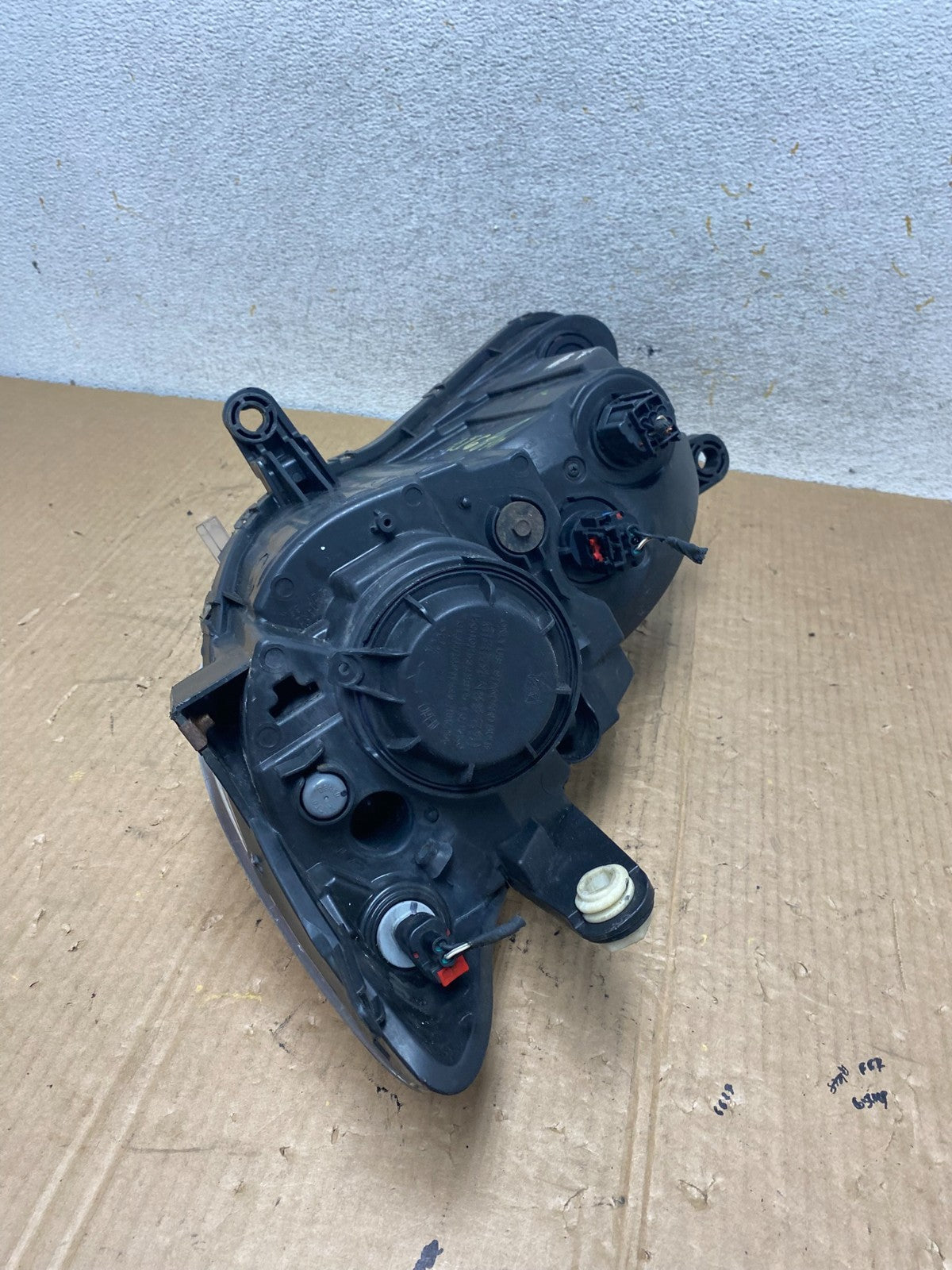 2011 2012 2013 2014 Chrysler 200 Right Passenger Halogen Headlight AI6840 DW6