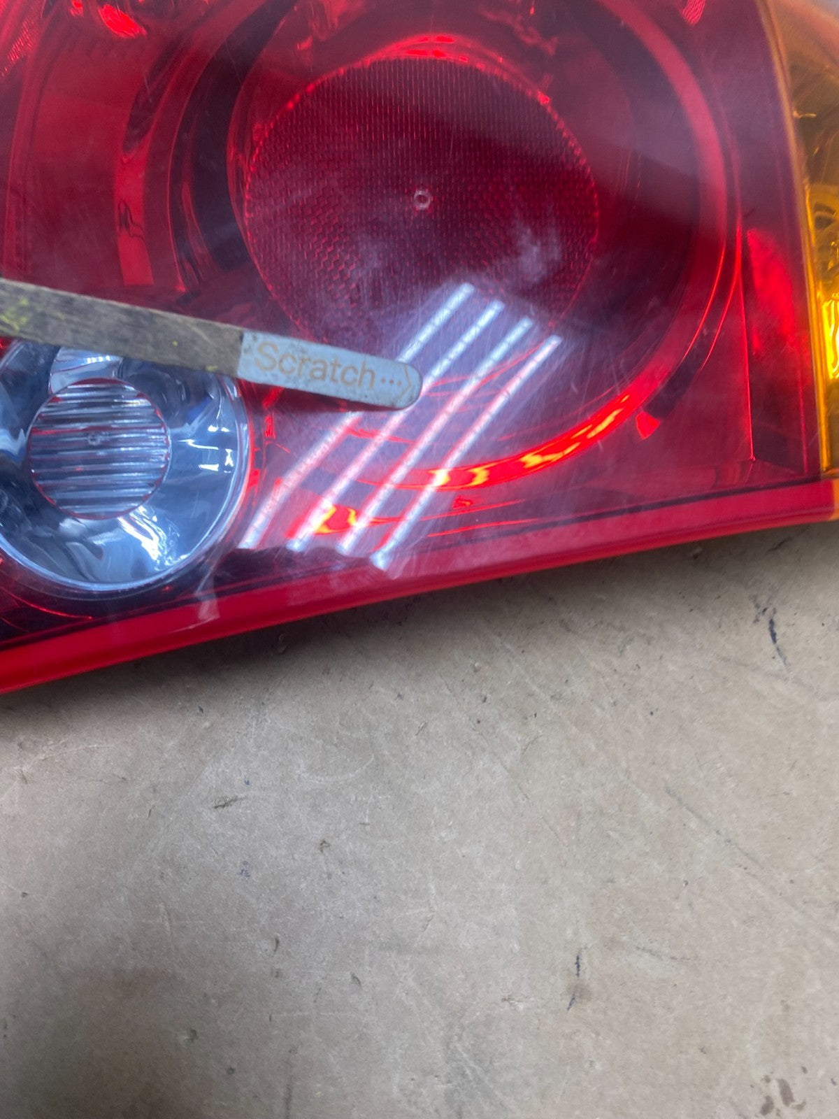 2004 2005 2006 Chrysler Pacifica Left Driver LH Tail Light Oem X5239 DW5