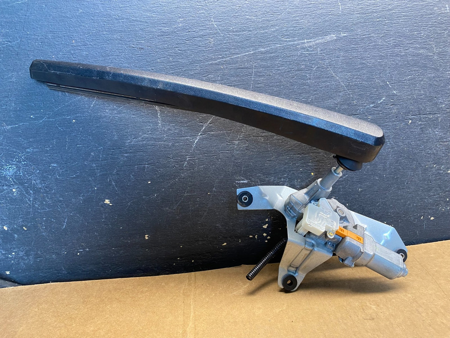 2010-2017 Chevrolet Equinox Rear Glass Windshield Wiper Motor AB3721 DG0
