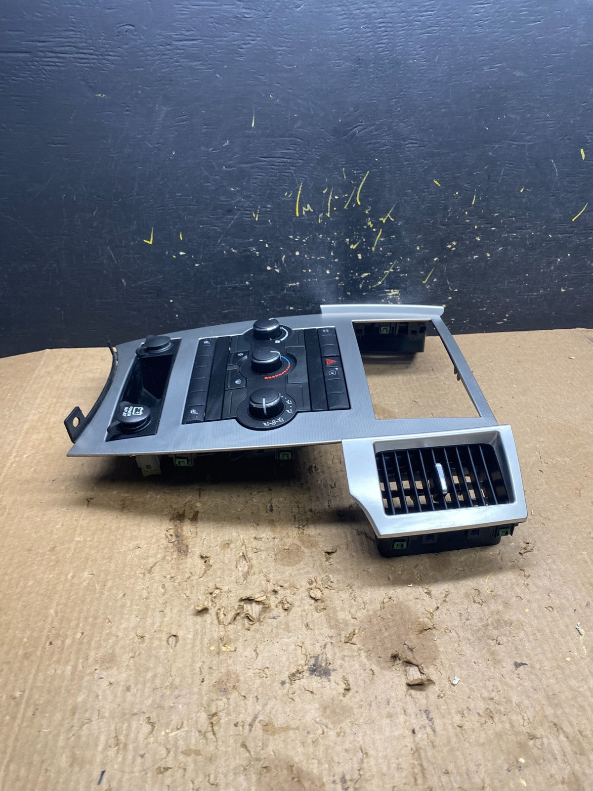 2008 2009 2010 Jeep Grand Cherokee A/C Climate Control Bezel Z7313 DG2