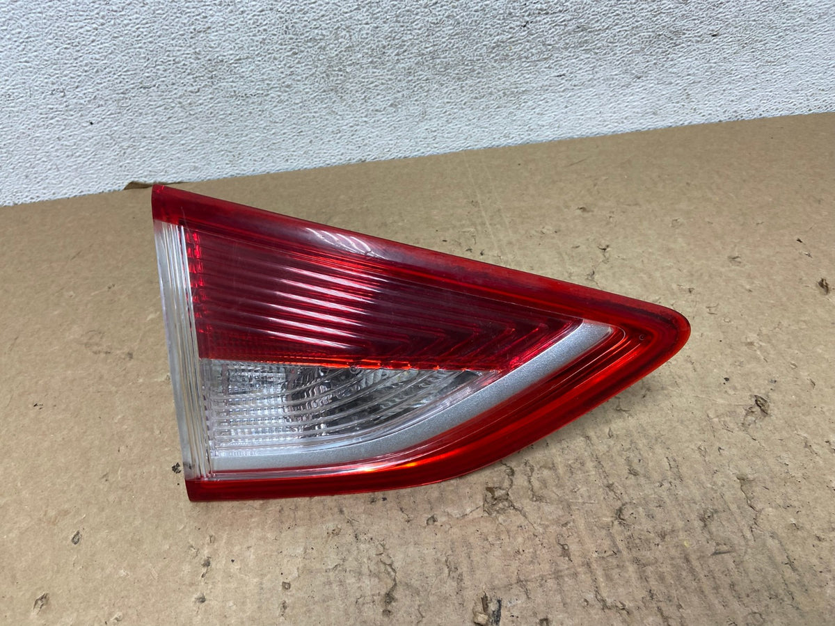 2013 to 2016 Ford Escape Left Driver LH Side Inner Tail Light AF8175 LK0