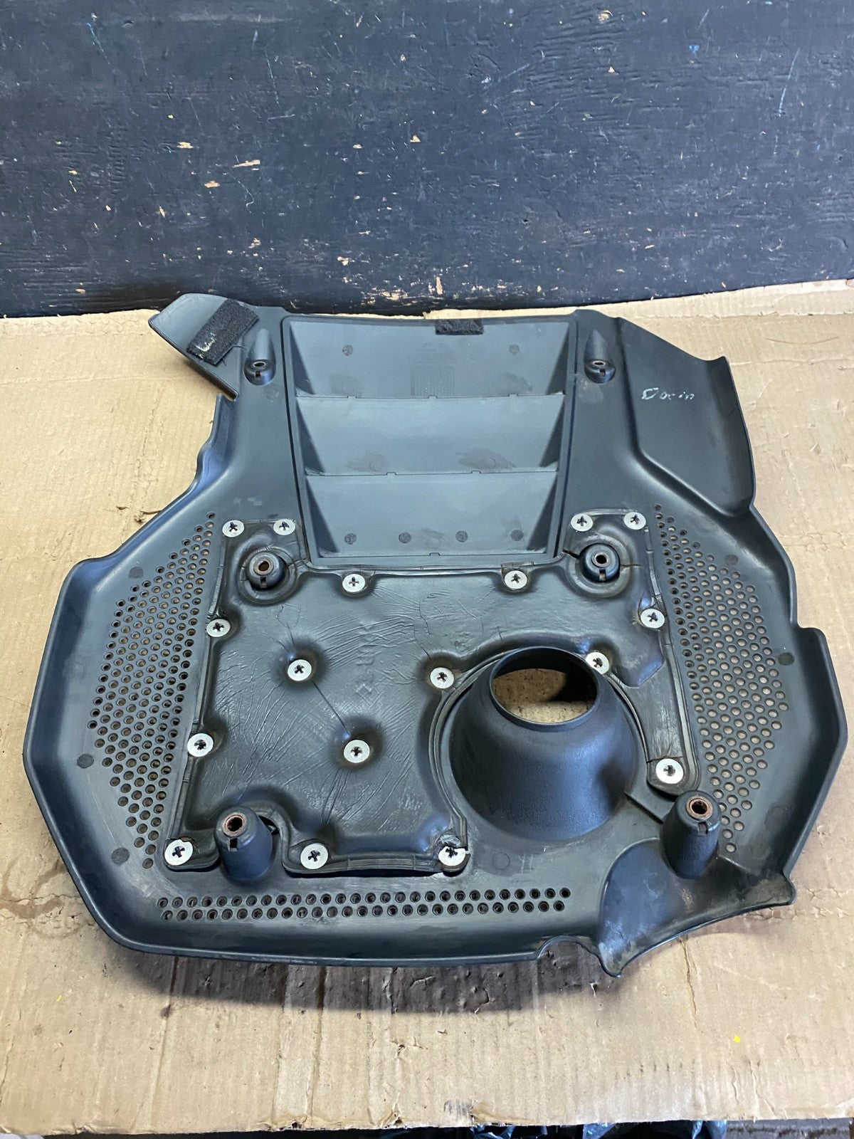 2006 to 2010 Hyundai Azera V6 Engine Motor Shield Cover OEM 3.3L P0872 DG4