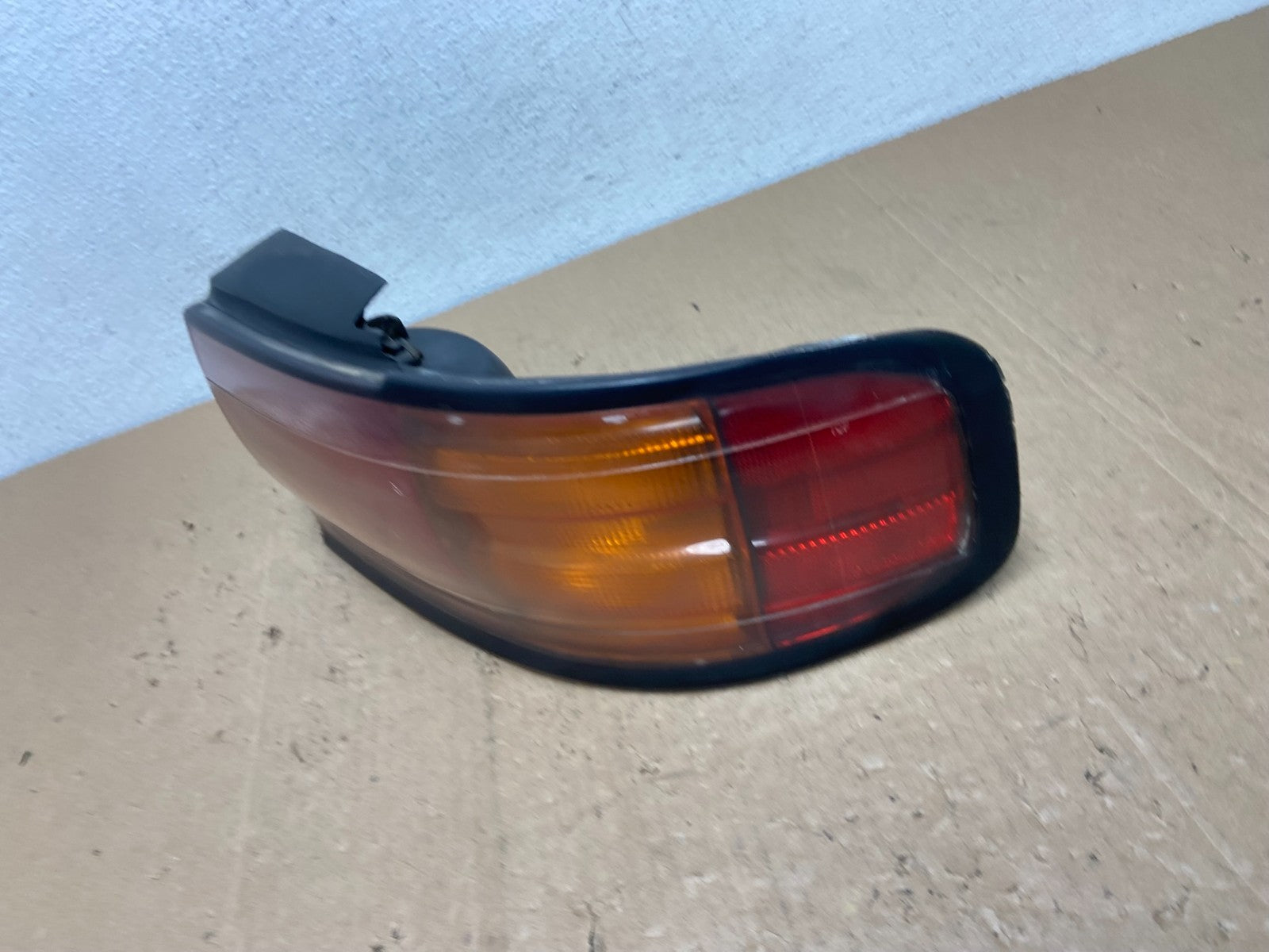 1992 1993 1994 Toyota Camry Right Passenger RH Side Tail Light AC5951 DW1