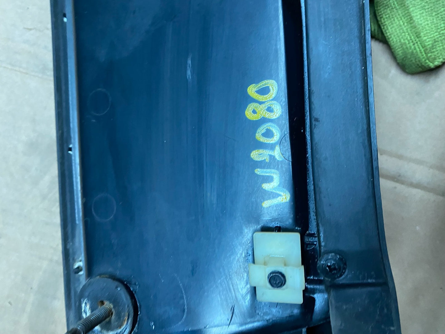 1995 to 1999 Oldsmobile Aurora Rear Trunk Center Panel W2080 DG11