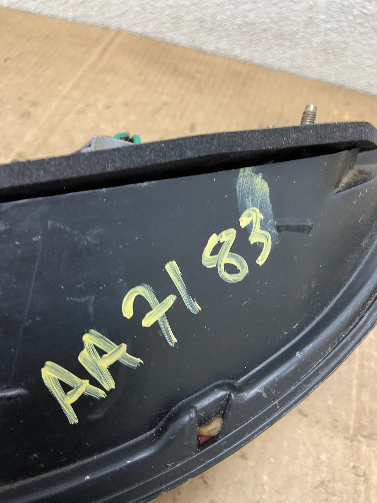 1996 1997 1998 Hyundai Elantra Sedan Left Driver LH Tail Light Oem AA7183 DW6