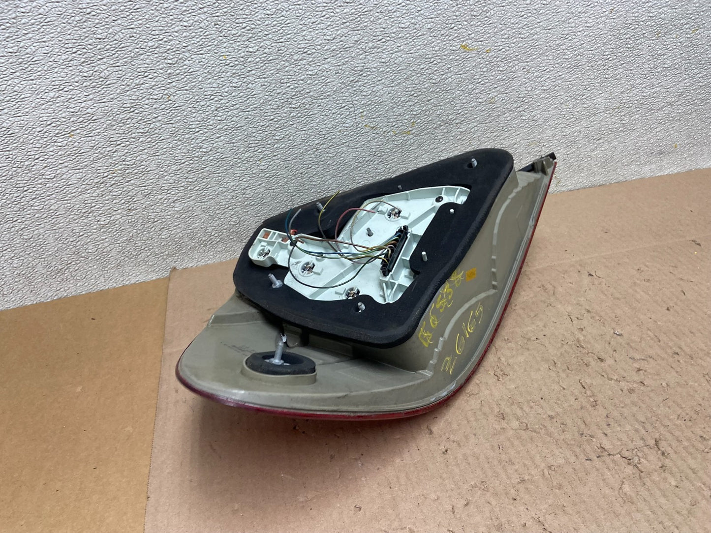 LED 2007 - 2009  Mercedes E E320 E500 Sedan Right Passenger Tail Light Z6165 DW4