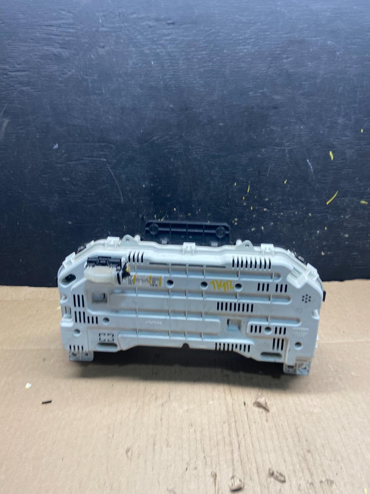 2009 to 2014 Ford E150 E250 E350 VAN Gauge Speedometer Cluster T1912 DG3