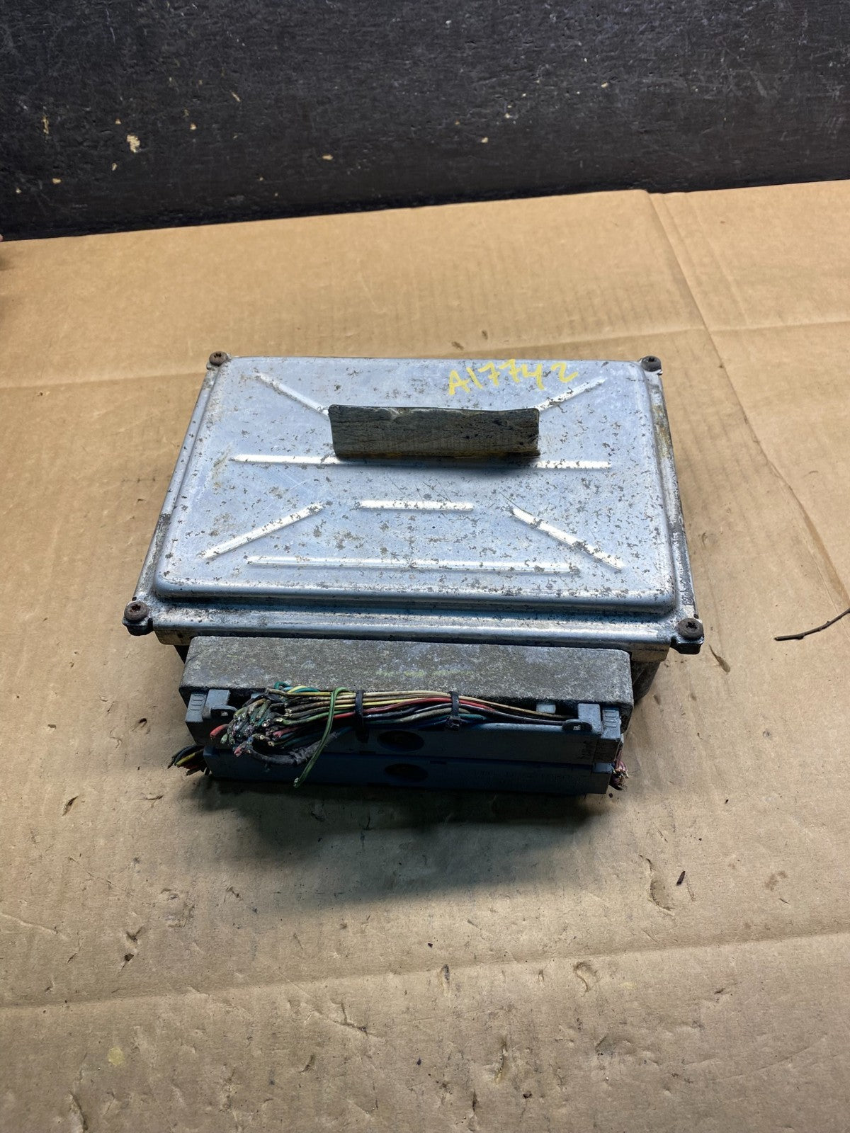 2001-2002 Silverado Tahoe Engine Computer Module 12200411 ECM ECU ai7742 DG0