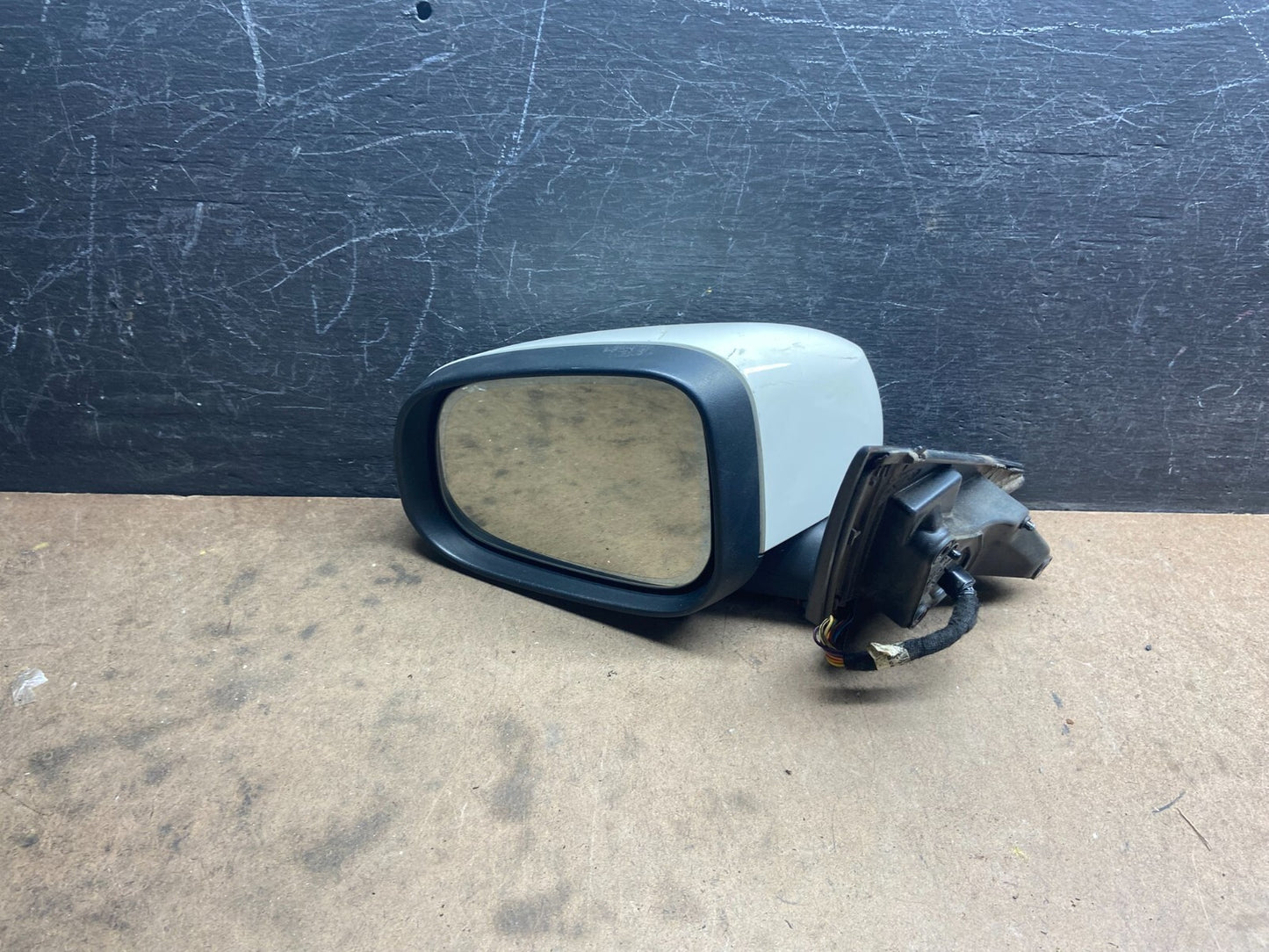 2009 - 2011 Jaguar XF Left Driver LH Side Turn Sgn View Door Mirror L10403