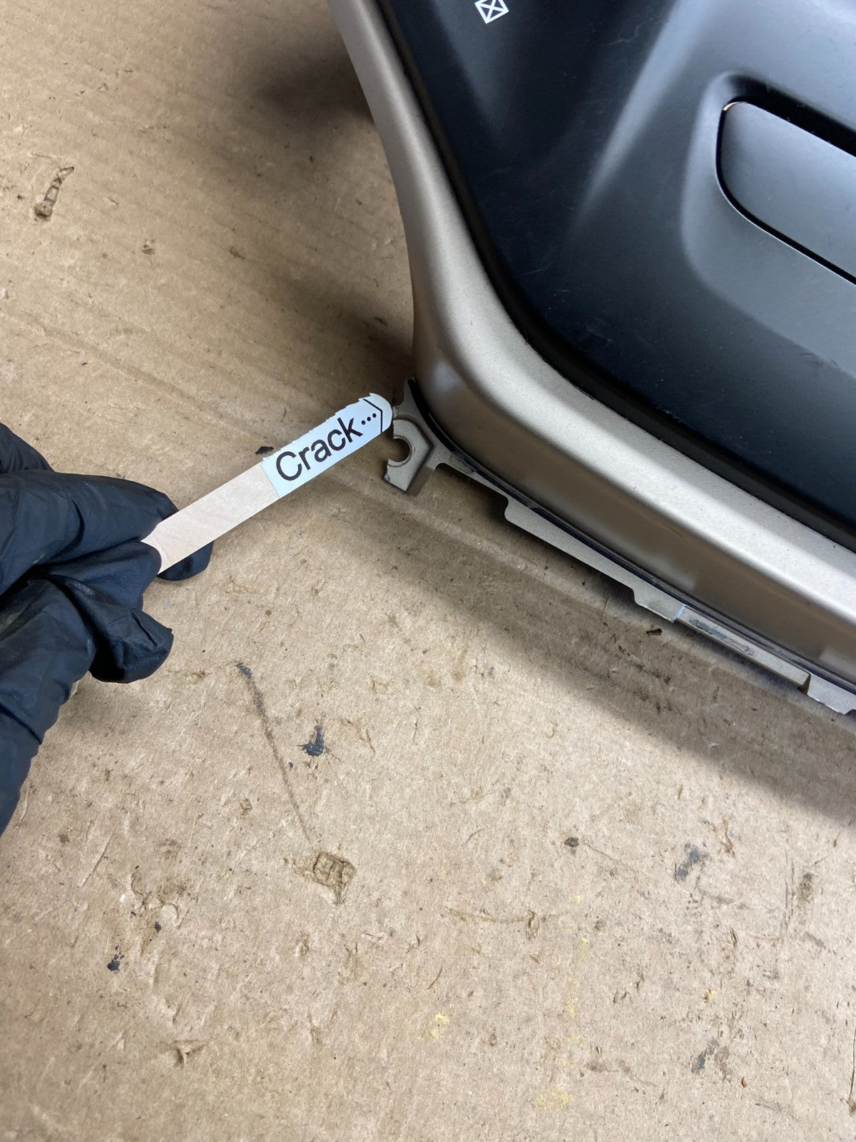 2015 to 2016 Chrysler 200 Radio Dash Bezel Trim Vent Hazard Panel AH3812 DG4