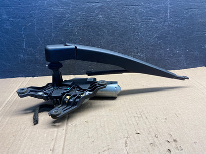 2020 to 2023 Ford Explorer Rear Windshield Wiper Motor AE2318 DG1