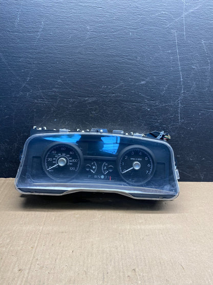 2009 to 2011 Mercury Grand Marquis Speedometer Cluster Gauge AE7613 DG0