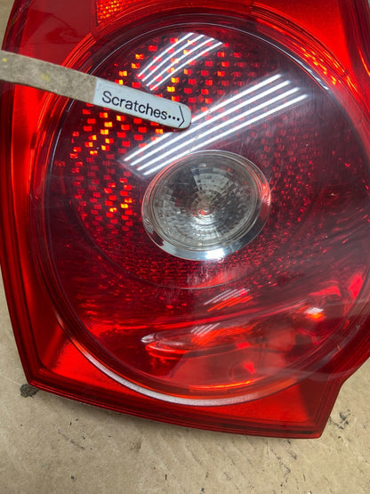 2005 2006 2007 Volkswagen Jetta Right Passenger Rh Side Tail Light AB5295 LK3