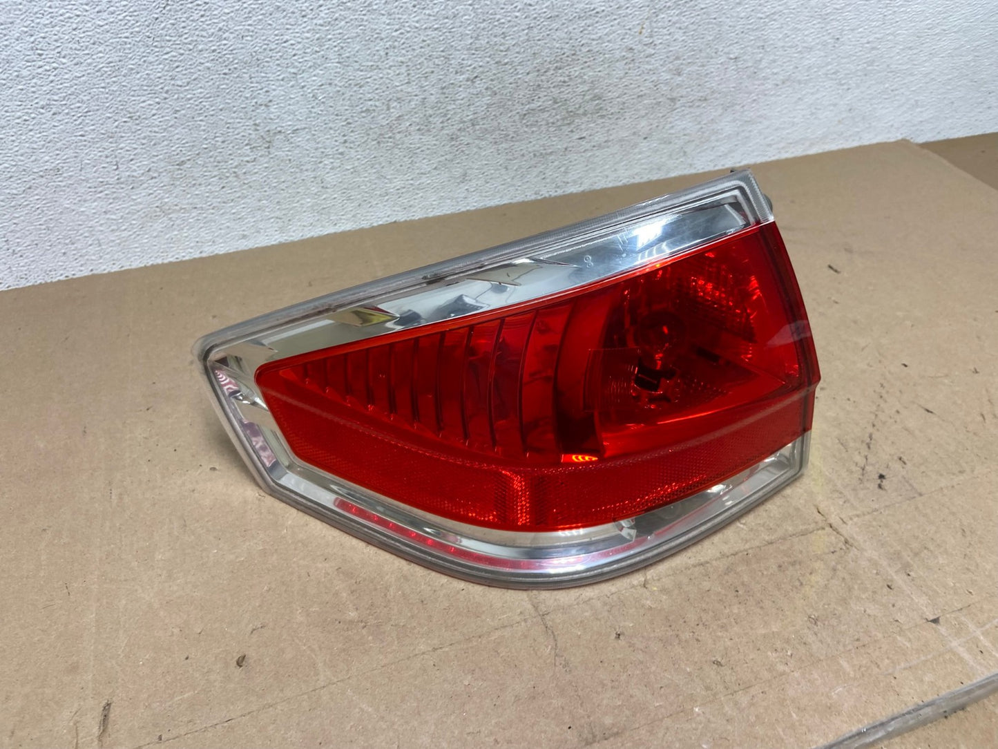 2008 2009 2010 2011 Ford Focus Sedan Left Driver Lh Side Tail Light AE6845 LK2