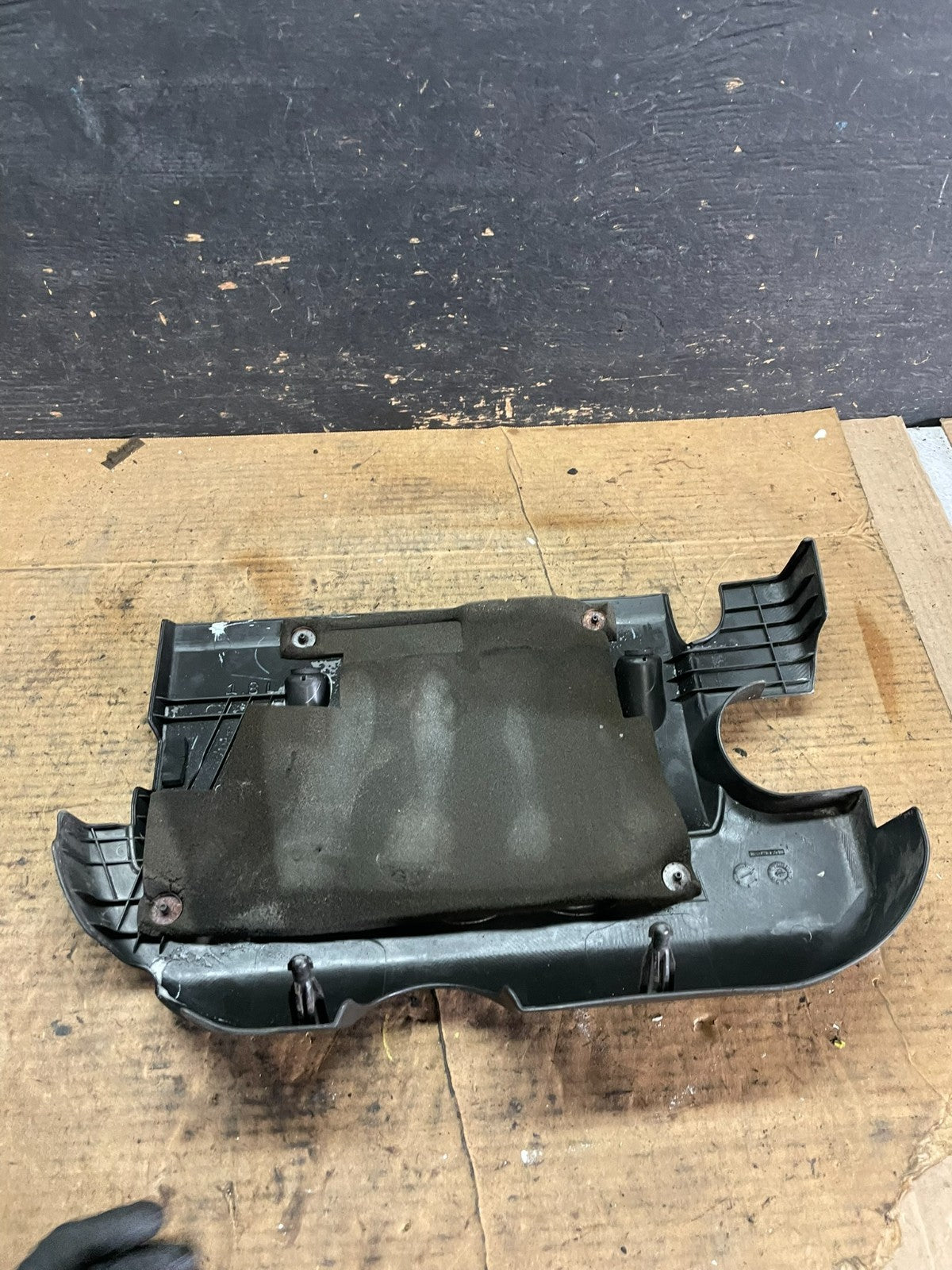 2007 to 2012 Nissan Versa Engine Motor Cover OEM Q9875 DG5