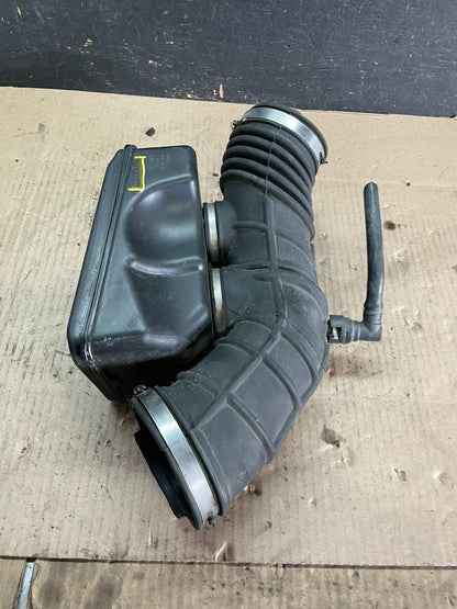 2009 to 2012 Ford Flex Taurus Lincoln Mks Air Hose Duct Tube OEM M8934 DG7