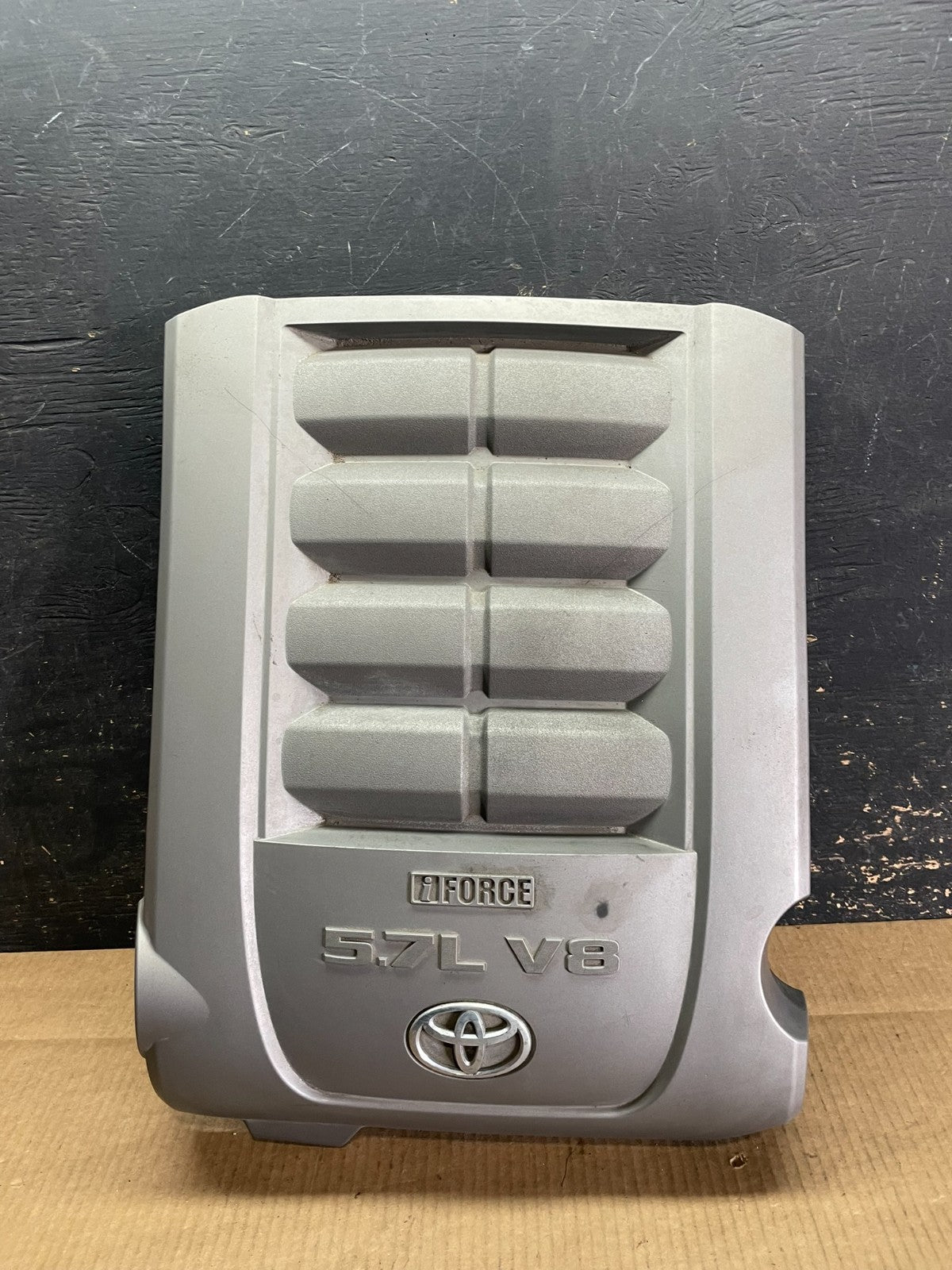 2000 to 2006 Toyota Tundra Sequoia 4.7 V8 Engine Motor Top Front Cover AA9205 DG0