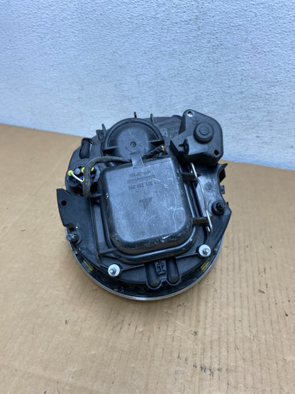 2005 to 2008 Mini Cooper Right Passenger Side Headlight Halogen AD0826 DW6