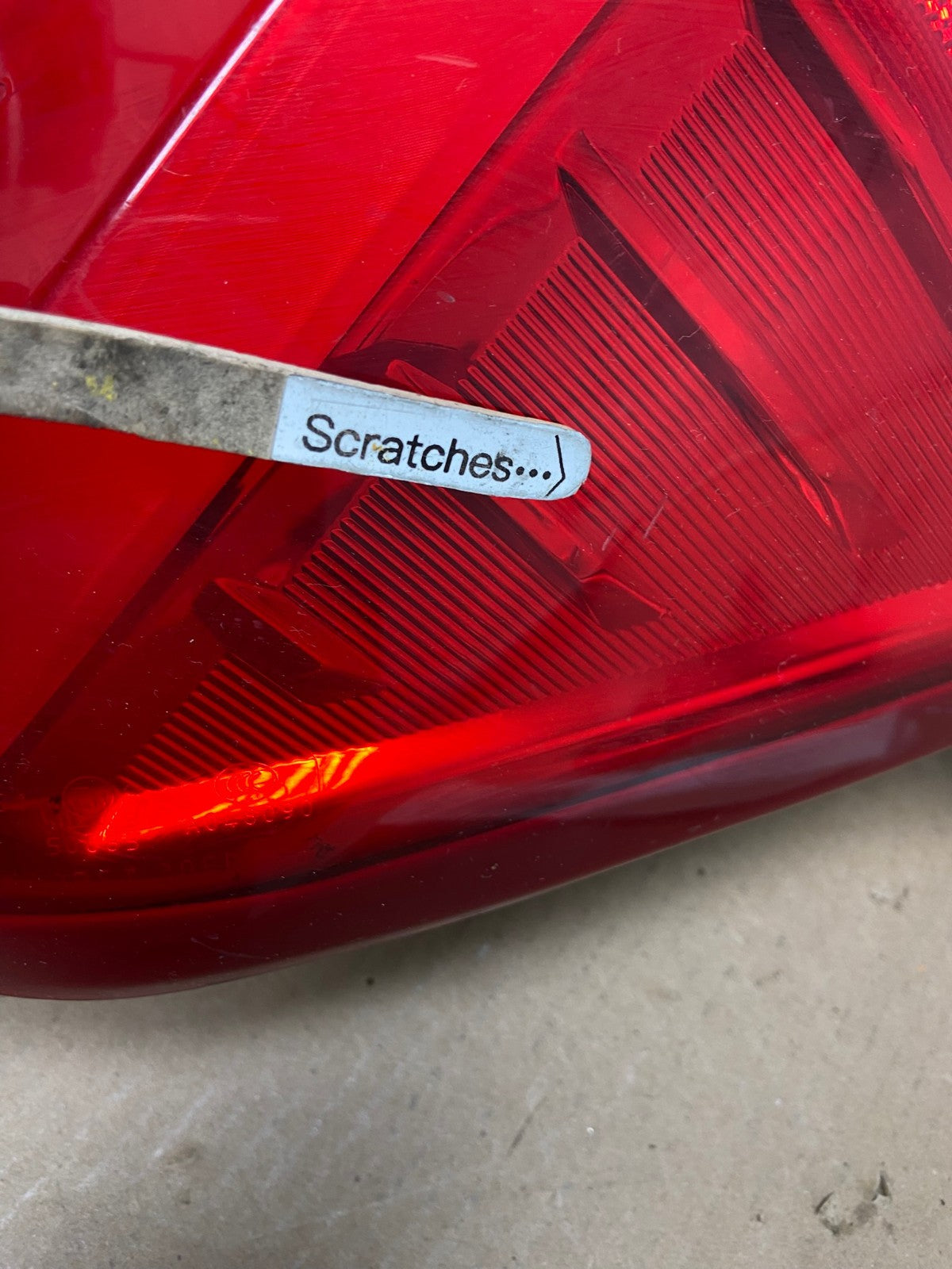 2020 2021 2022 2023 Ford Explorer Right Passenger Side Tail light AD7912 LK3