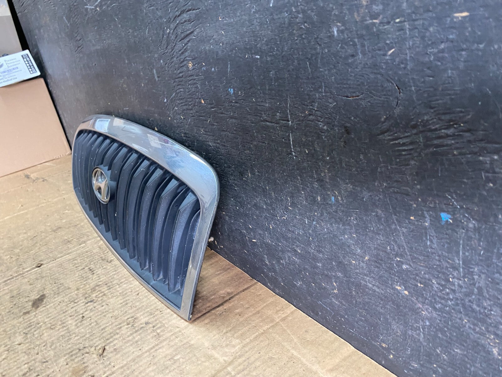 2001 to 2005 Hyundai Sonata Front Upper Grille Grill Bumper O6173 PS1