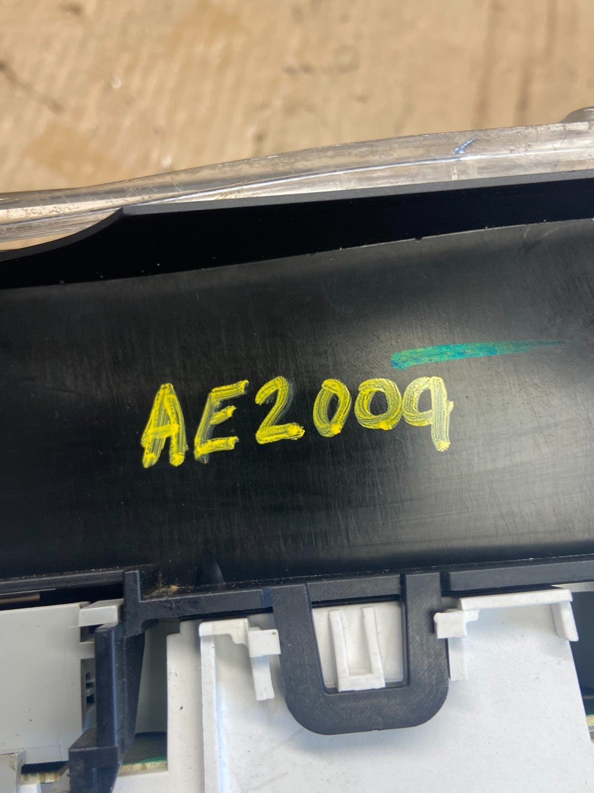 2005 - 2007 Ford F250 F350 6.0L Powerstroke Diesel Speedometer Cluster AE2009 DG7