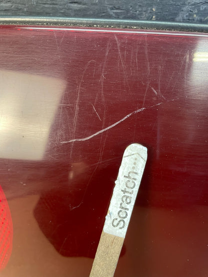 2000-2004 Chevrolet Impala Rear Trunk Center Finish Panel Tail Light AD0072 DG3