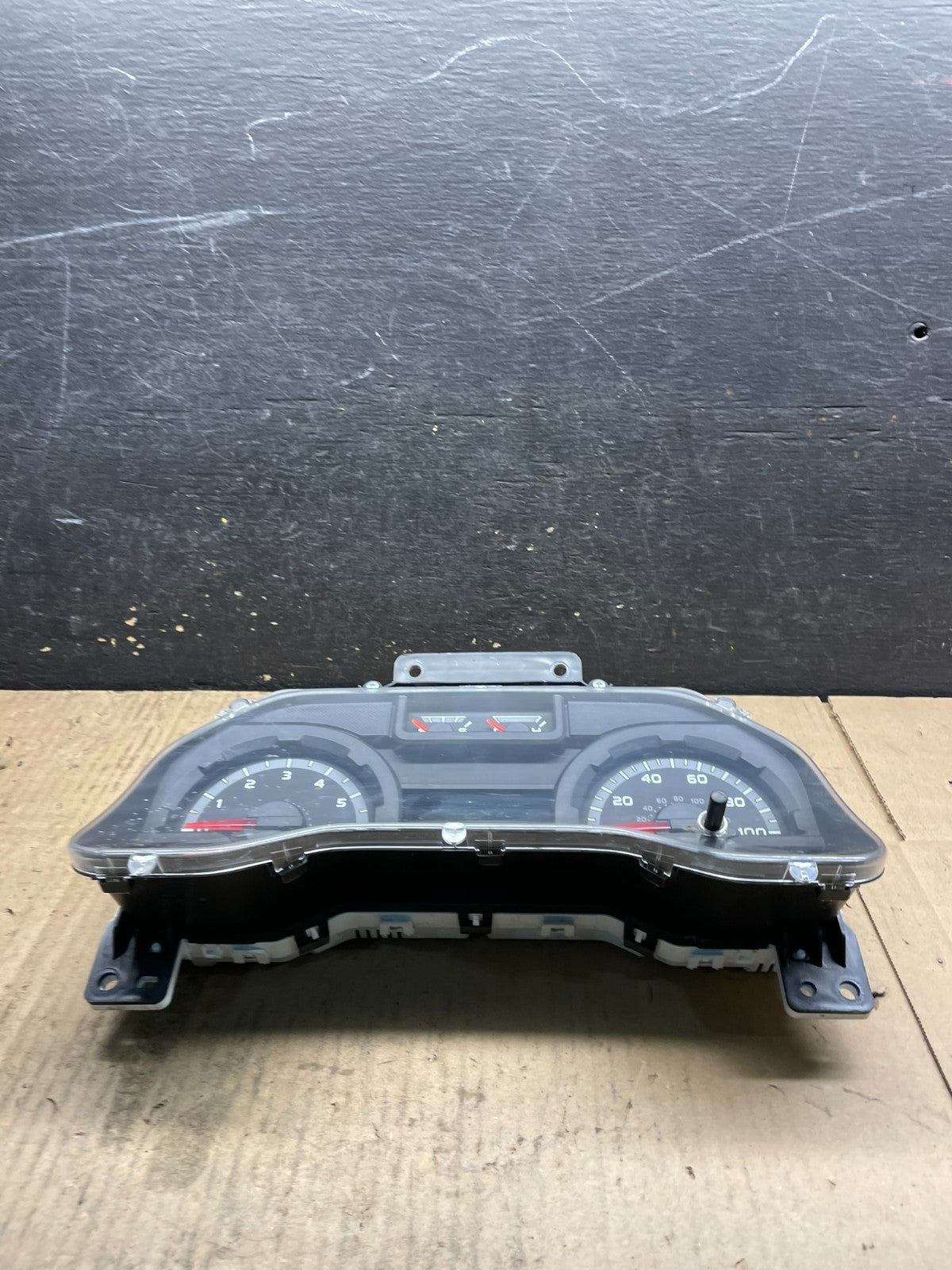 2011 to 2013 Ford E150 E250 E350 VAN Gauge Speedometer Cluster W7180 DG3