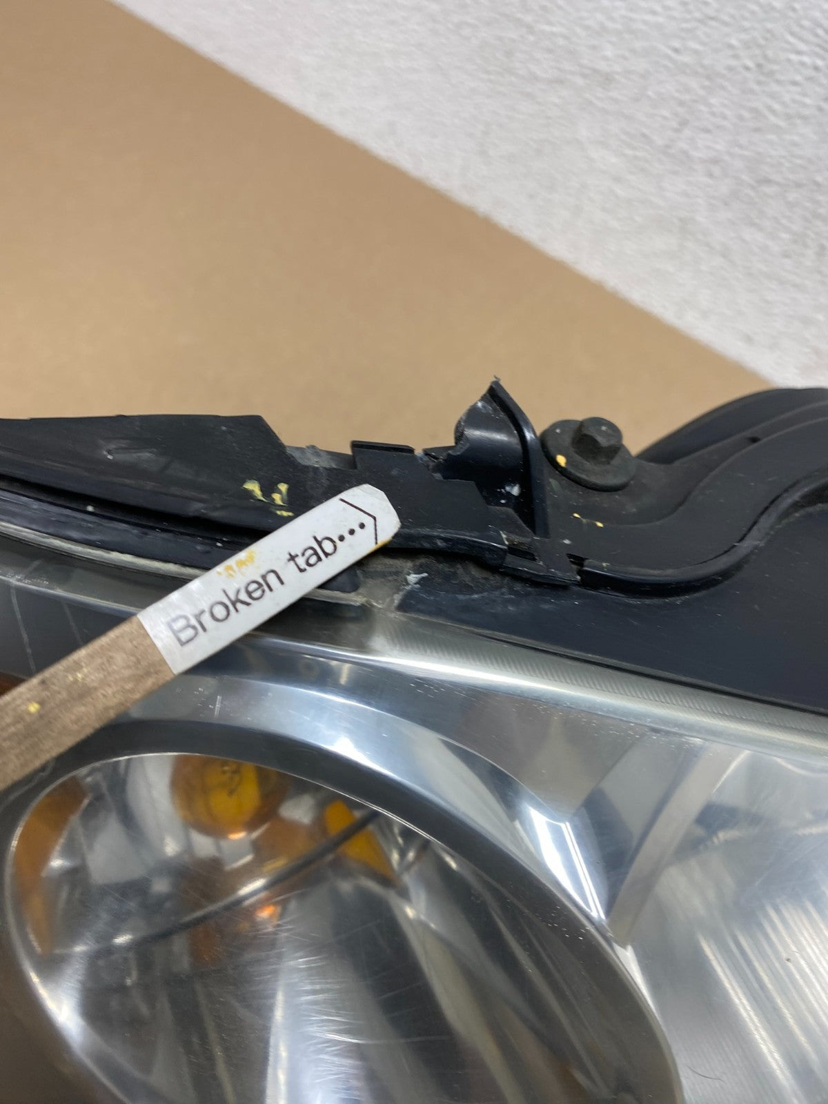 2004 - 2006 Nissan Sentra Halogen Left+Right Headlights AE6630 DW7