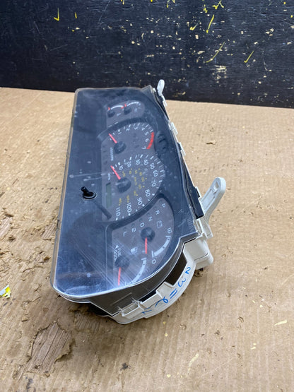 2001 to 2004 Toyota Sequoia Speedometer Insrument Gauge Cluster Z9670 DG3