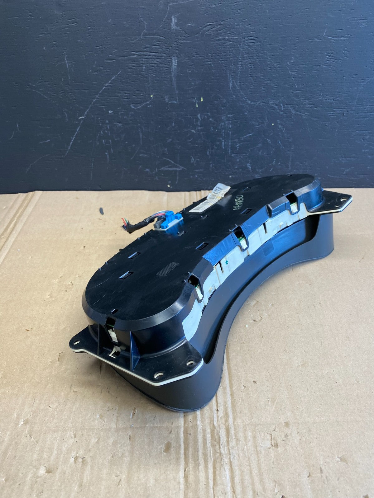 2002-2004 Silverado/Sierra/Yukon/Tahoe Speedometer Instrument Cluster AB8830 DG4