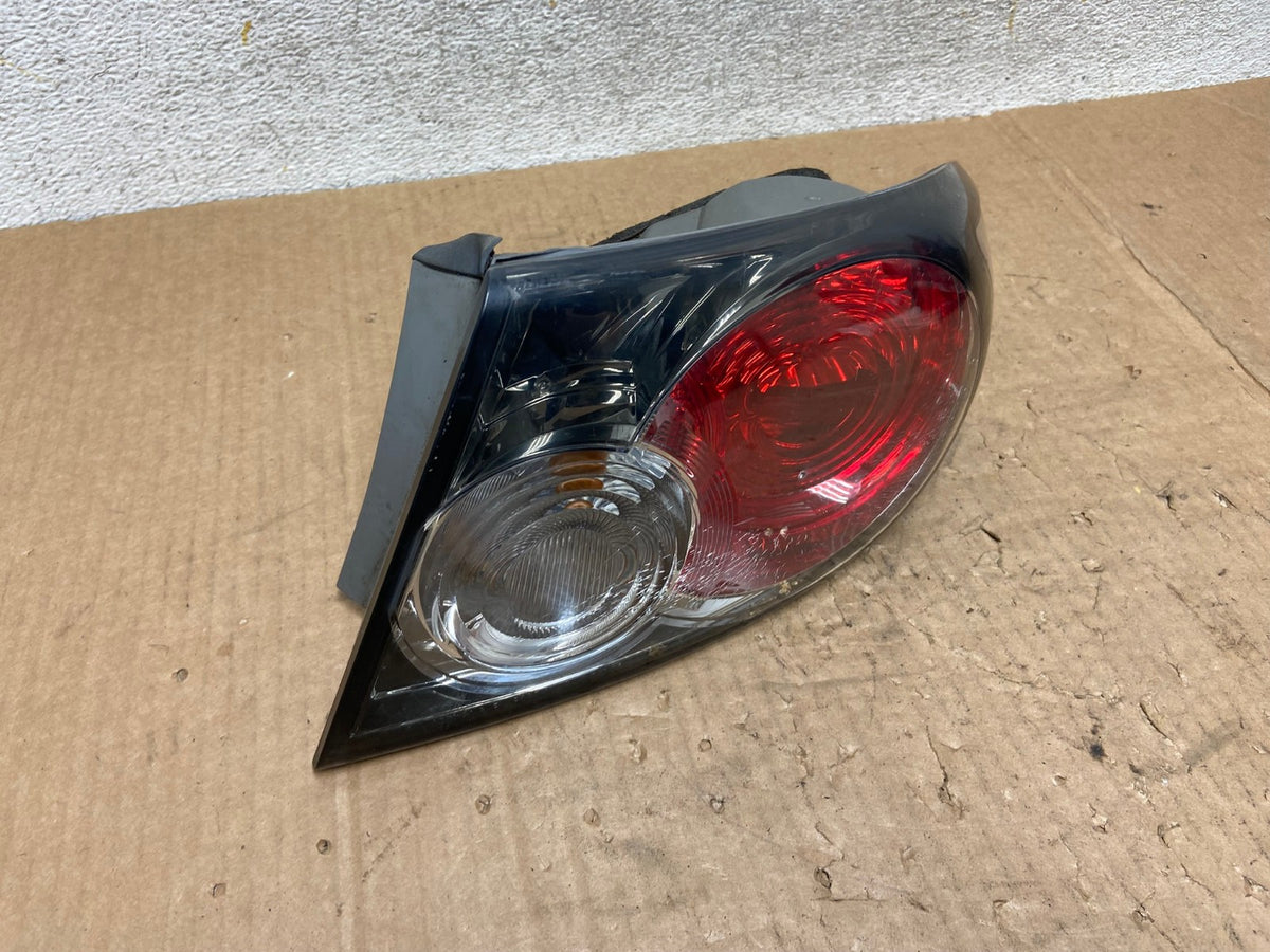 2006 - 2008 Mazda 6 Right Passengr Rh Driver Side Tail Light AI5588 LK2