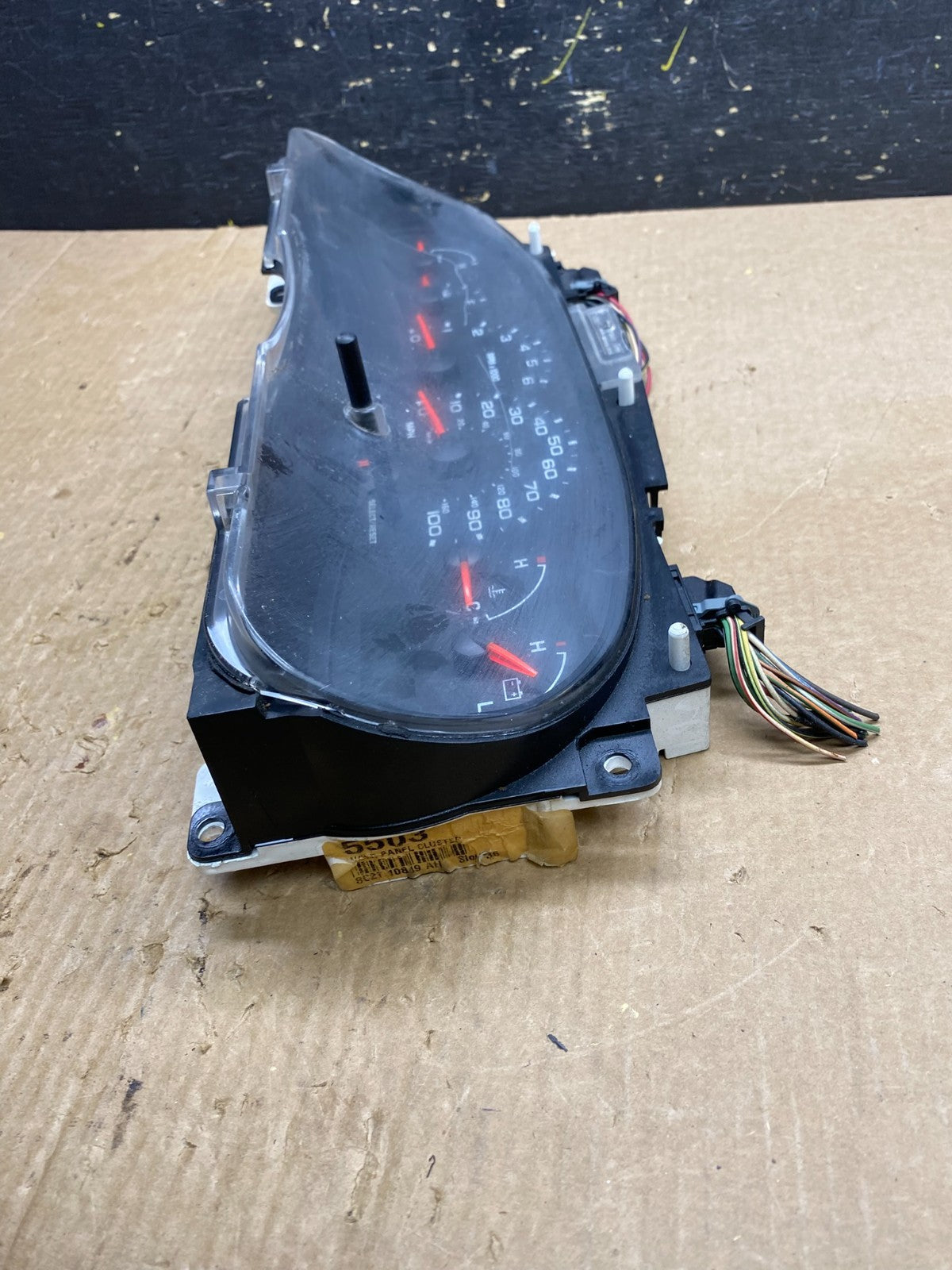 2006 Ford E350 Gauge Speedometer Cluster OEM z4385 DG3