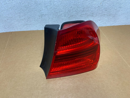 2006 2007 2008 Bmw 328i 3 Series Right Passenger Rh Side Tail Light AD8866 DW2