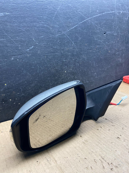 2016 to 2018 Nissan Altima Left Driver LH Turn Signal Door Mirror S2190 DG13