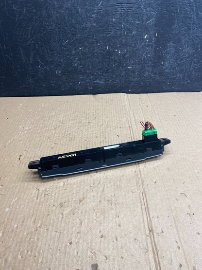 2006-2009 Land Range Rover Sport Center Console Hazard Door Lock Switch AE39714