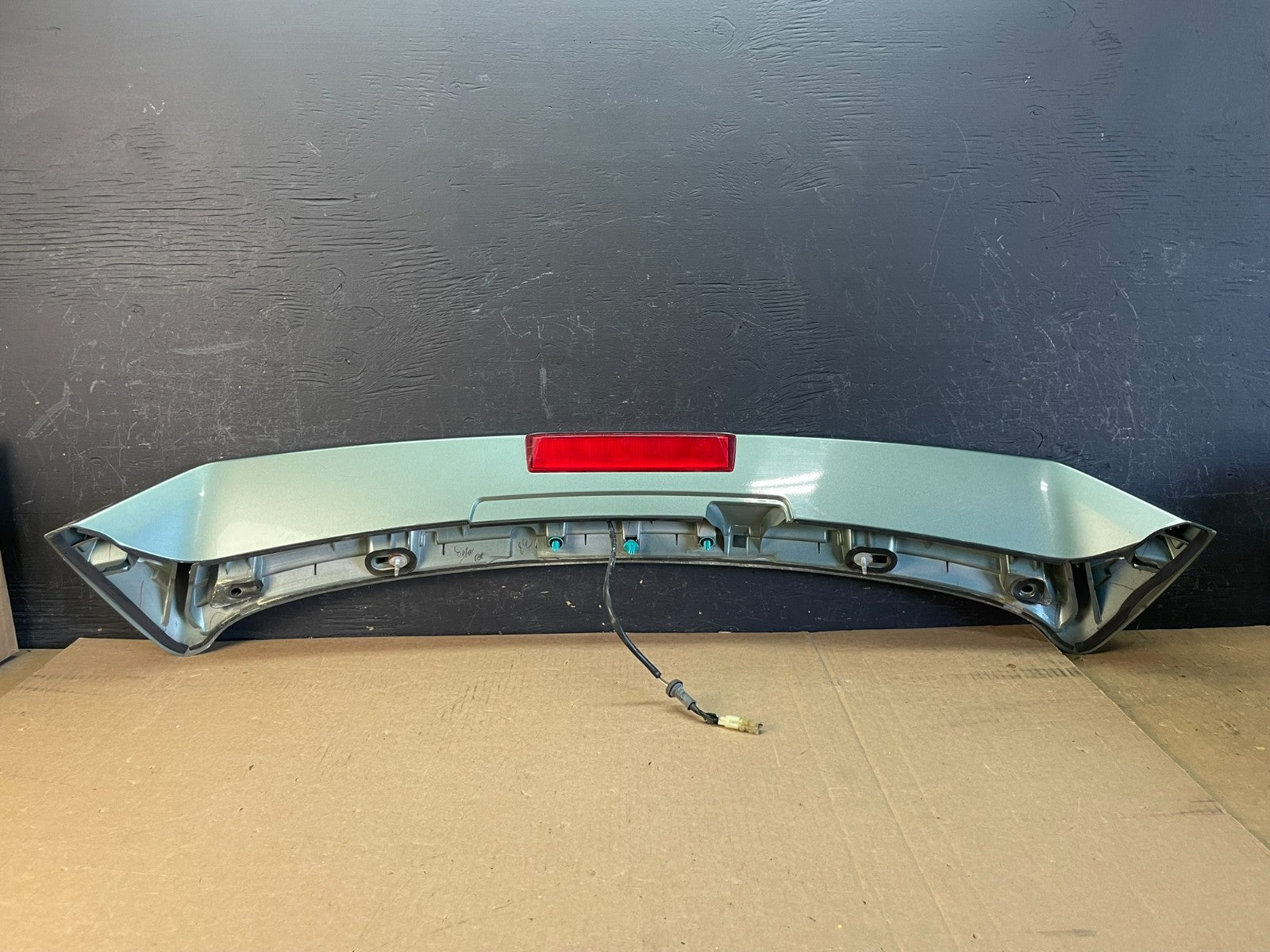 2014 to 2018 Subaru Forester Spoiler Wing w/ Brake AD0106 DG5