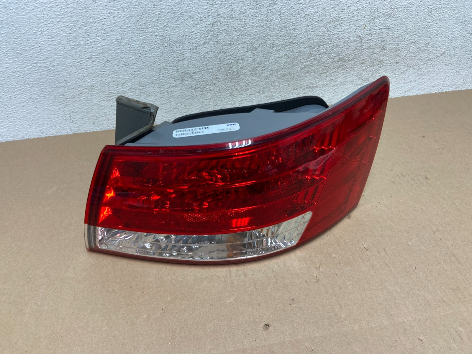 2006 2007 2008 Hyundai Sonata Right Passenger Rh Side Tail Light TYC AG5724 DW0