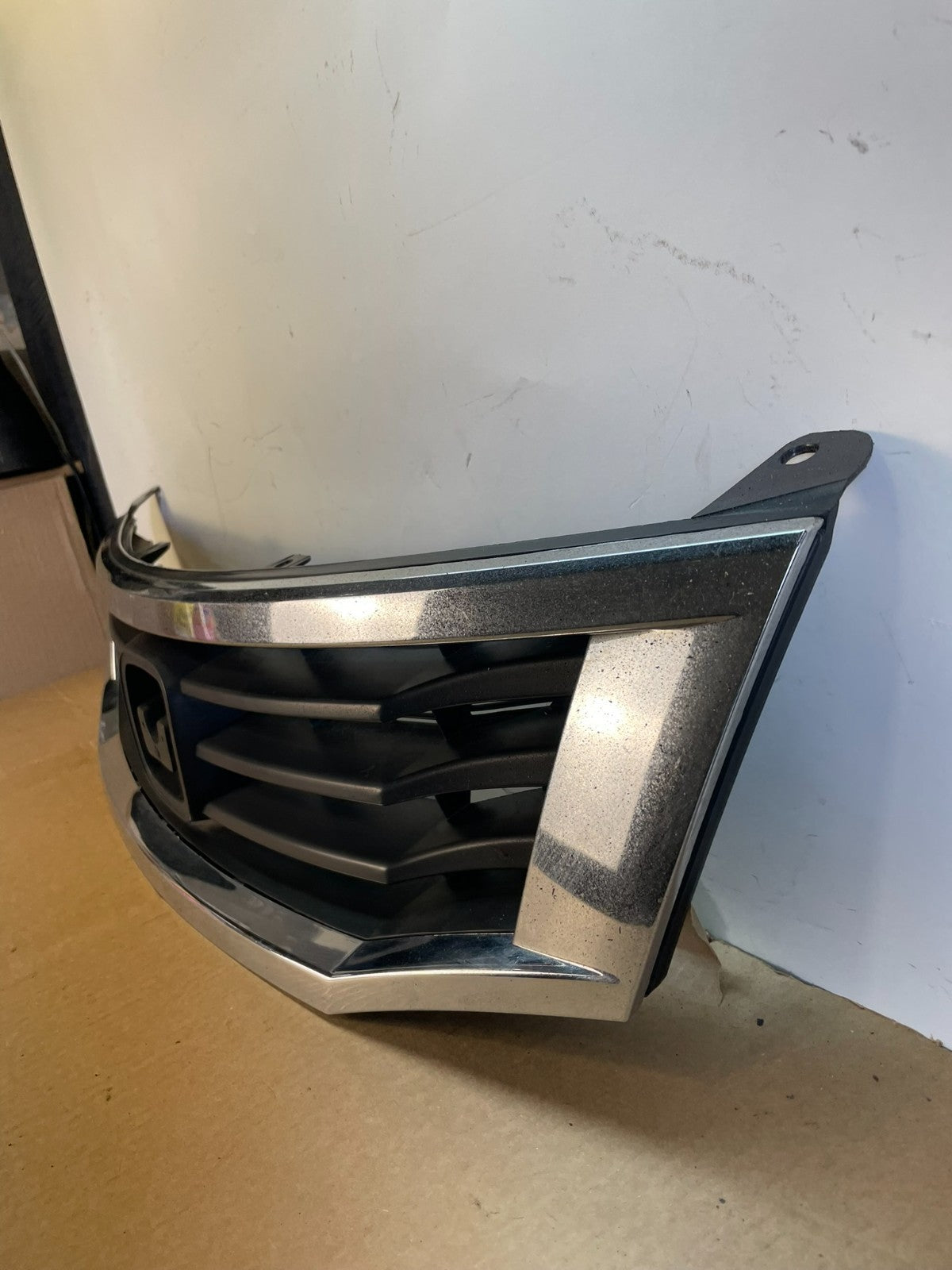 2008 2009 2010 Honda Accord Sedan Front Upper Grill Grille Aftermarket AG3136 DG1