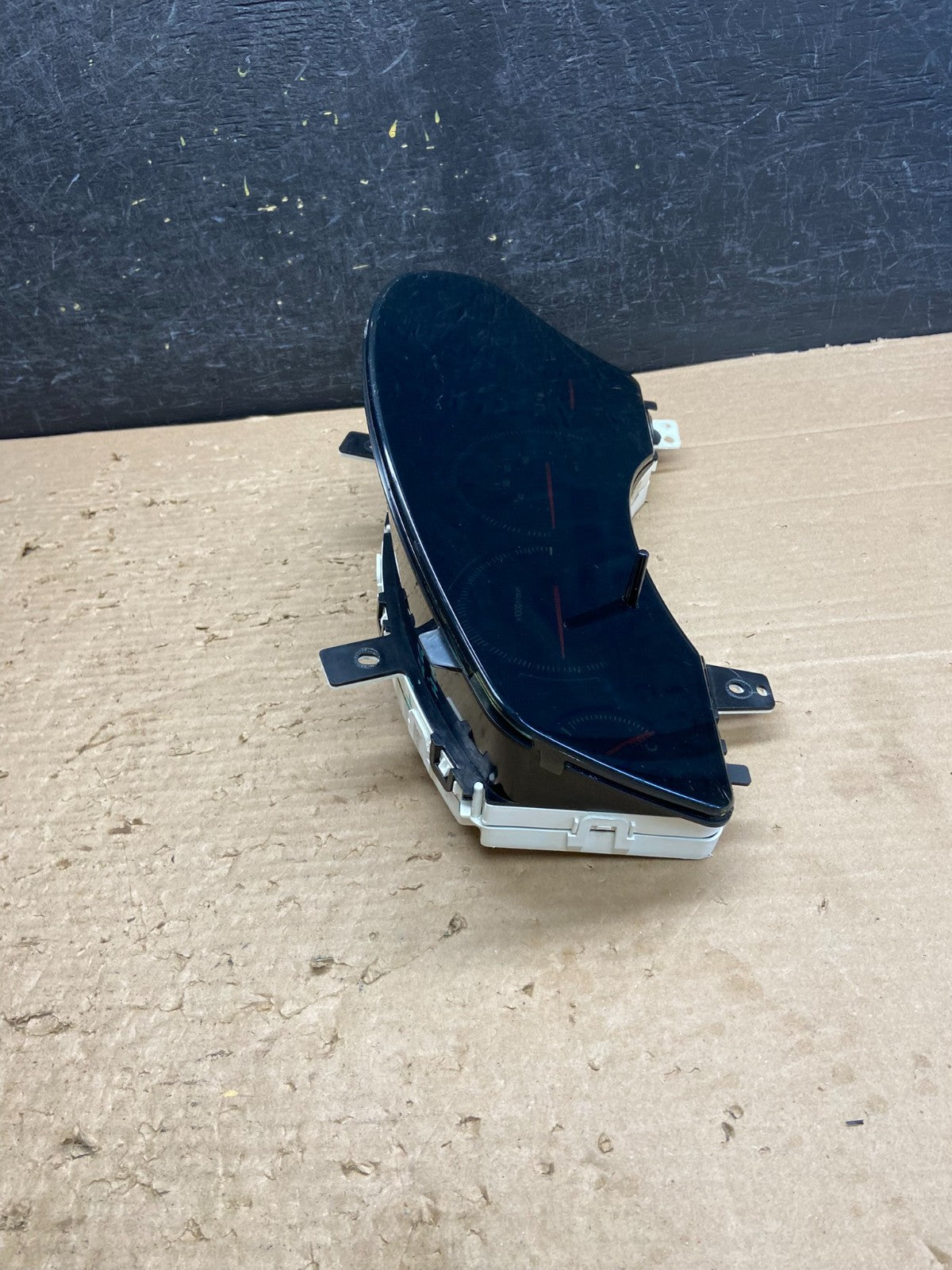 2004 to 2007 Infiniti QX56 Gauge Speedometer Cluster ag8612 DG1