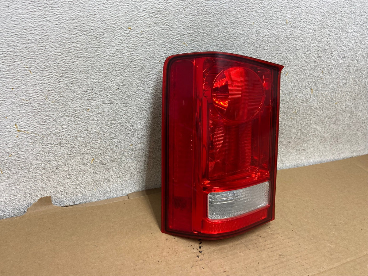 2009 to 2015 Honda Pilot Left Driver Lh Side Tail light AH7762 LK1
