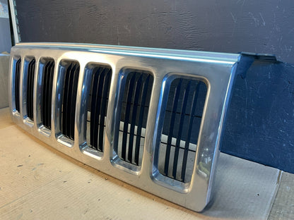 2006 to 2010 Jeep Commander Front Upper Grill Grille OEM ab7870 DG1