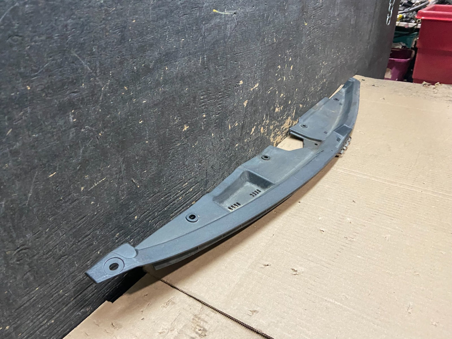 2013-2017 Hyundai Elantra Front Radiator Support Access Cove Grille Oem X7649 DG2