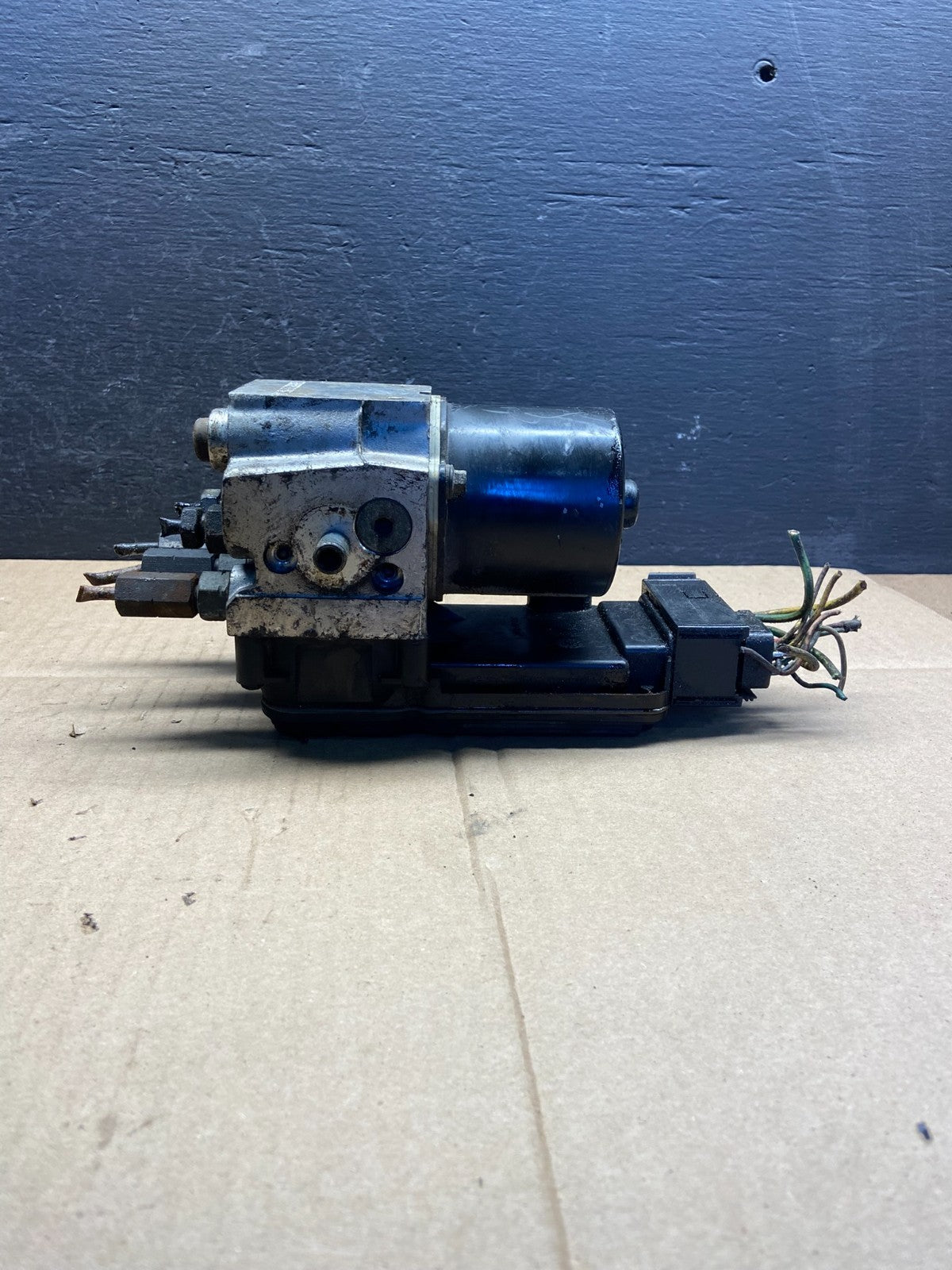2003 2007 Ford E250 E350 Anti-Lock ABS Antilock Brake Pump ah4756 DG4