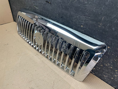 2006 to 2008 Mercury Grand Marquis Front Upper Grill Grille Aftermarket Z8391 DG2